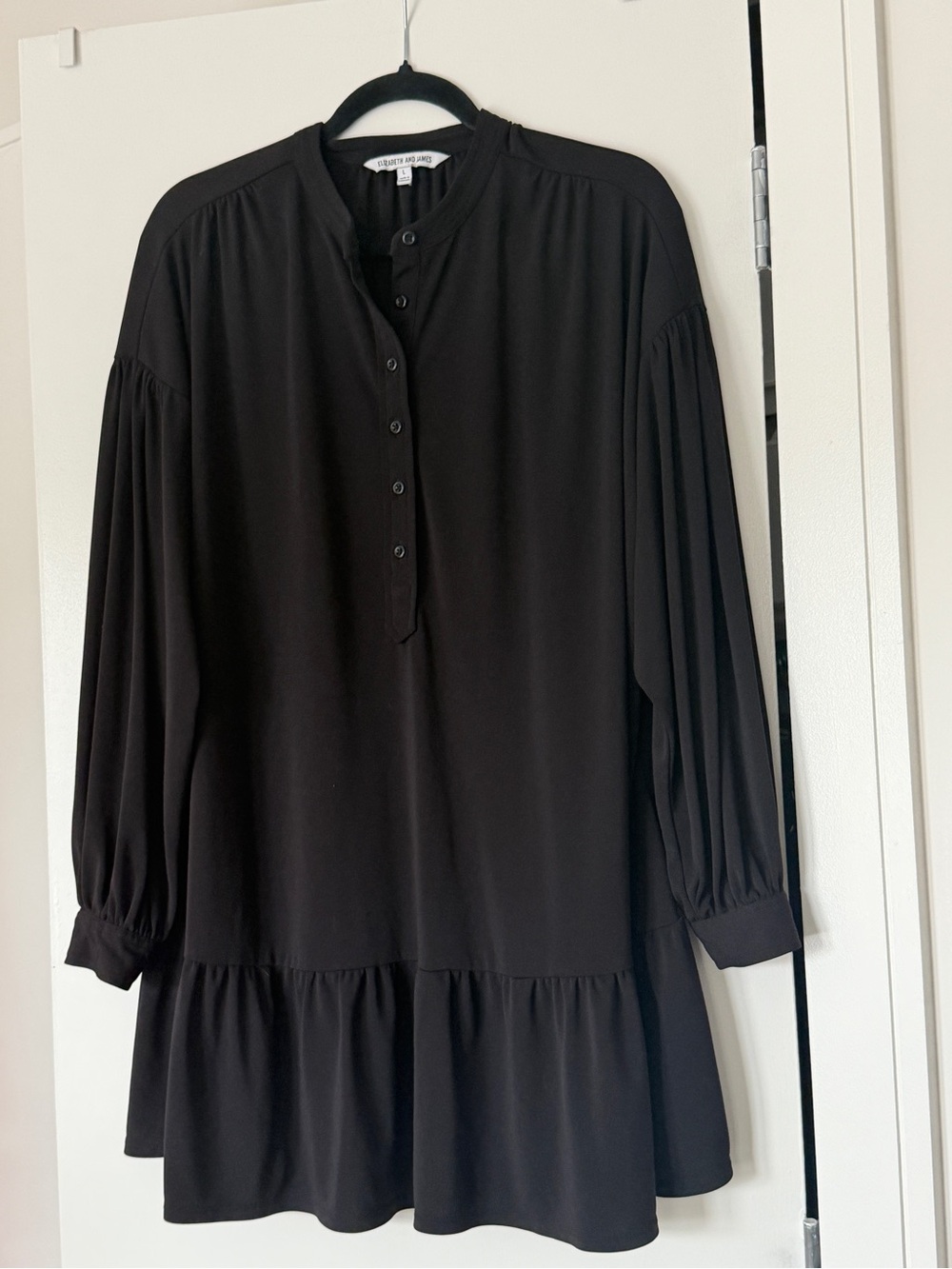 Elizabeth and James Black Long Sleeve Ruffle Hem Tunic Mini Dress L